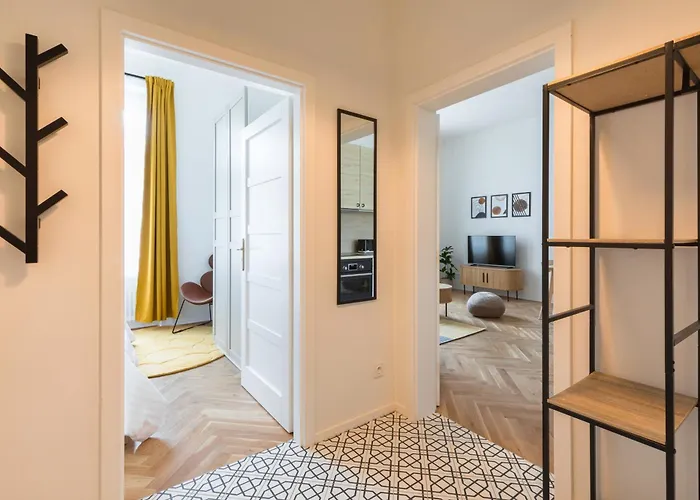 Beautiful Cozy Apartment For 2 People